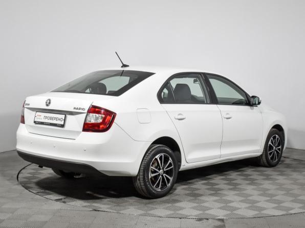 Skoda Rapid I Рестайлинг с пробегом 2018 года, цена 1 077 960 рублей, 74877 км, лифтбек, Автокод Объявления