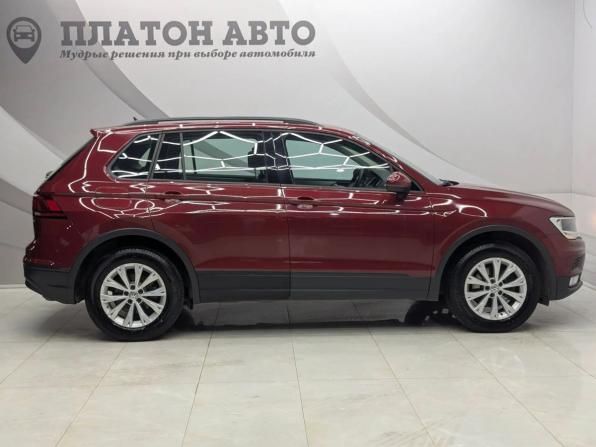 Volkswagen Tiguan II с пробегом 2017 года, цена 2 179 000 рублей, 80141 км, внедорожник, Автокод Объявления