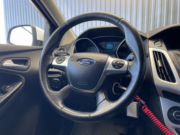 Ford Focus III с пробегом 2012 года, цена 722 000 рублей, 201600 км, хэтчбек, Автокод Объявления