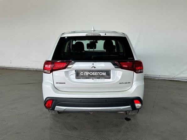 Mitsubishi Outlander III Рестайлинг 2 с пробегом 2018 года, цена 1 547 000 рублей, 126113 км, внедорожник, Автокод Объявления