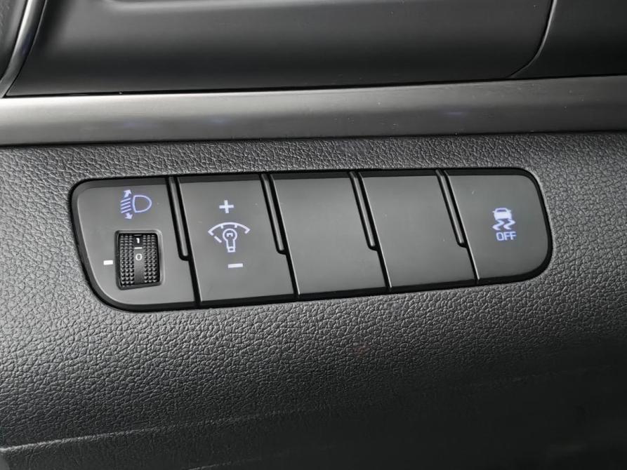 Hyundai Elantra VI (AD) Рестайлинг Москва  - изображение 21
