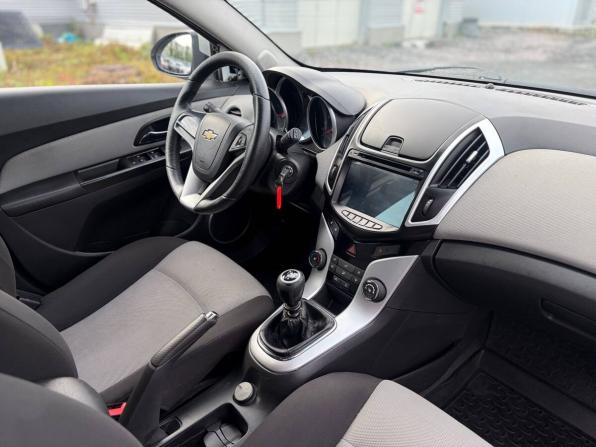 Chevrolet Cruze I Рестайлинг с пробегом 2014 года, цена 480 000 рублей, 277000 км, универсал, Автокод Объявления