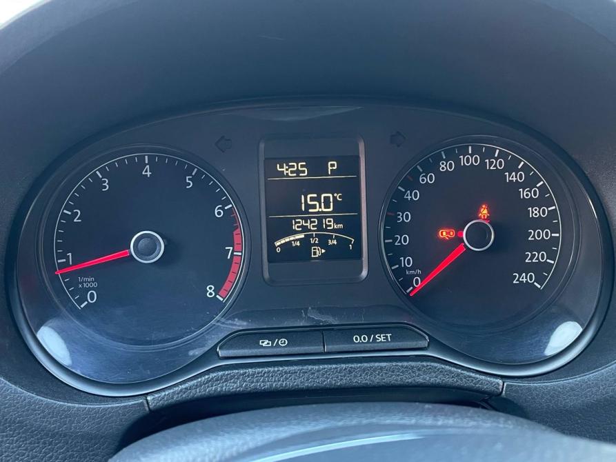 Volkswagen Polo V Рестайлинг Стерлитамак  - изображение 26