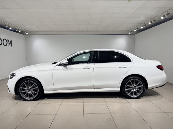 Mercedes-Benz E-Класс V (W213 S213 C238) Рестайлинг с пробегом 2022 года, цена 4 690 000 рублей, 95000 км, седан, Автокод Объявления