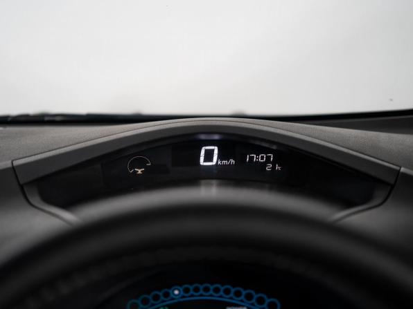 Nissan Leaf I (ZE0/AZE0) с пробегом 2014 года, цена 865 000 рублей, 77727 км, хэтчбек, Автокод Объявления