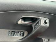 Volkswagen Polo V Рестайлинг Санкт-Петербург  - изображение 26