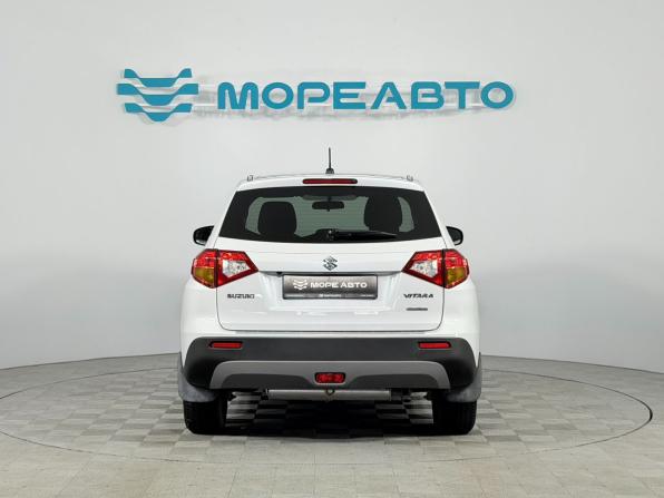 Suzuki Vitara II с пробегом 2017 года, цена 1 790 000 рублей, 99000 км, внедорожник, Автокод Объявления