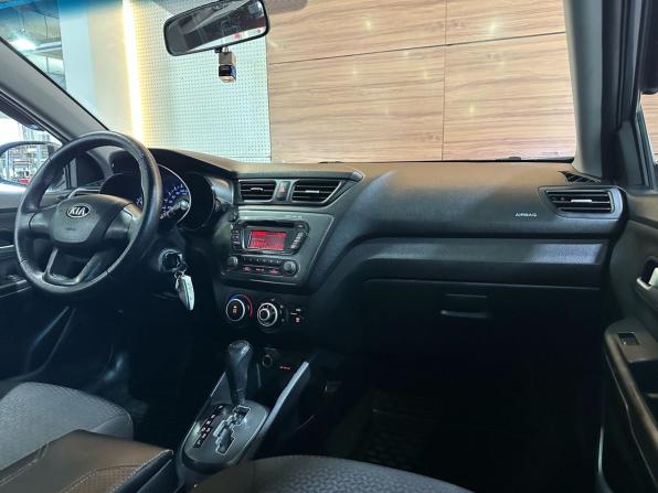 Kia Rio III с пробегом 2012 года, цена 799 000 рублей, 276000 км, седан, Автокод Объявления