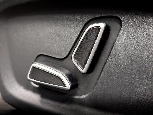 Changan UNI-V I с пробегом 2023 года, цена 2 150 000 рублей, 32676 км, лифтбек, Автокод Объявления