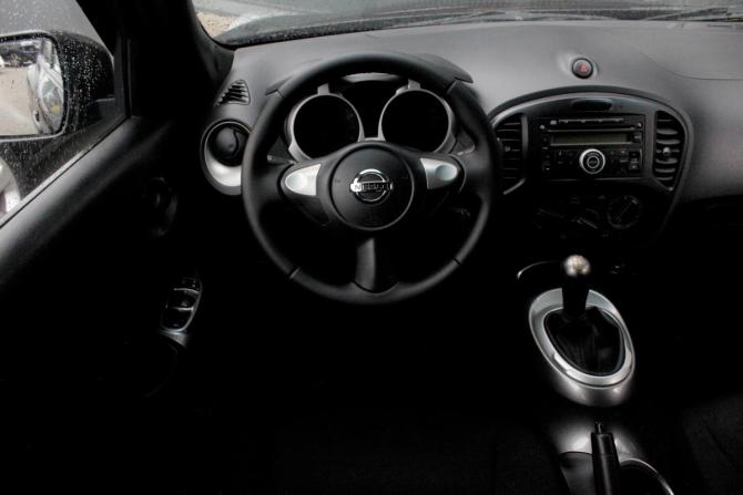 Nissan Juke I Рестайлинг с пробегом 2015 года, цена 1 145 000 рублей, 174952 км, внедорожник, Автокод Объявления