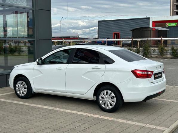 Lada (ВАЗ) Vesta I с пробегом 2022 года, цена 1 190 000 рублей, 81342 км, седан, Автокод Объявления