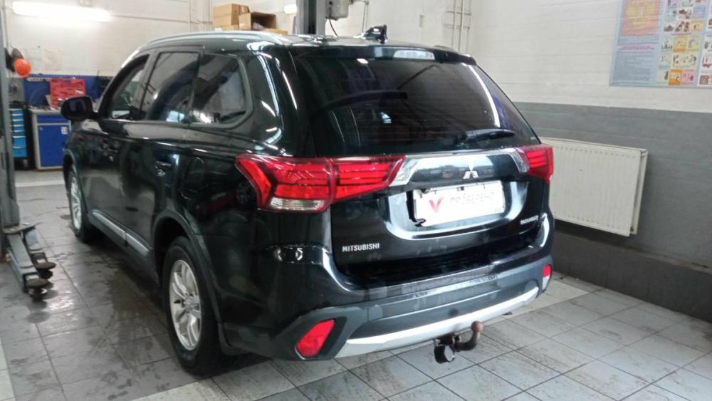 Mitsubishi Outlander III Рестайлинг 3 Санкт-Петербург  - изображение 4