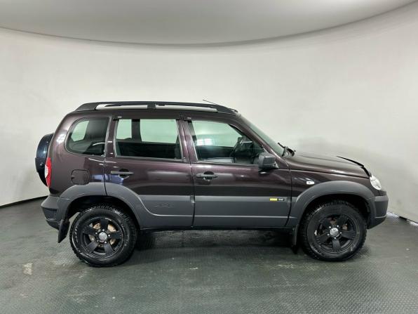 Chevrolet Niva I Рестайлинг с пробегом 2016 года, цена 840 000 рублей, 39001 км, внедорожник, Автокод Объявления