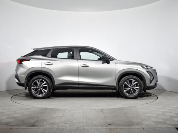 Omoda C5 I Рестайлинг с пробегом 2024 года, цена 1 815 700 рублей, 9854 км, внедорожник, Автокод Объявления
