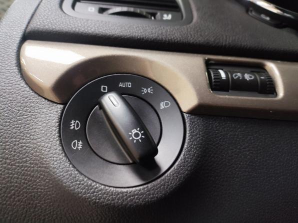 Skoda Yeti I Рестайлинг с пробегом 2013 года, цена 829 000 рублей, 147763 км, внедорожник, Автокод Объявления