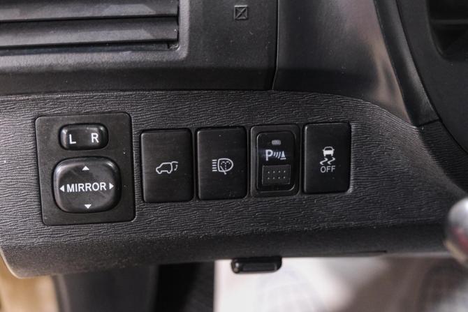 Toyota Venza I с пробегом 2013 года, цена 2 149 000 рублей, 236000 км, внедорожник, Автокод Объявления
