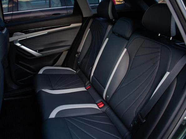 Geely Atlas II с пробегом 2024 года, цена 2 620 000 рублей, 49226 км, внедорожник, Автокод Объявления