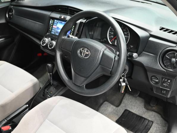 Toyota Corolla XI (E160 E170 E180) Рестайлинг 1 с пробегом 2017 года, цена 1 200 000 рублей, 167280 км, седан, Автокод Объявления