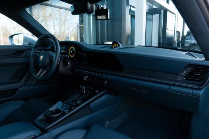 Porsche 911 VIII (992) с пробегом 2022 года, цена 24 000 000 рублей, 4556 км, купе, Автокод Объявления