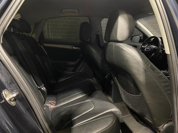 Audi A4 IV (B8) Рестайлинг с пробегом 2012 года, цена 1 160 000 рублей, 248584 км, седан, Автокод Объявления