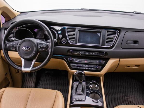 Kia Carnival III с пробегом 2016 года, цена 2 410 000 рублей, 122470 км, минивэн, Автокод Объявления