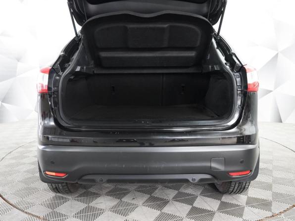 Nissan Qashqai II с пробегом 2015 года, цена 1 488 000 рублей, 142000 км, внедорожник, Автокод Объявления