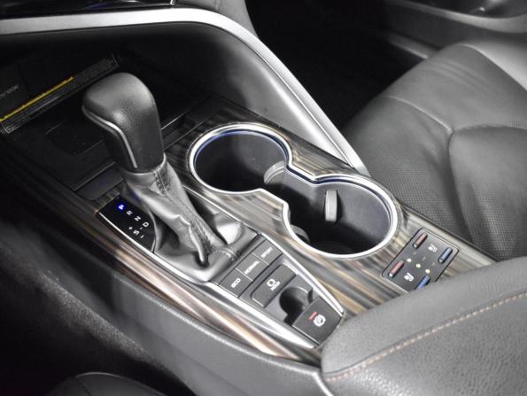 Toyota Camry VIII (XV70) Рестайлинг с пробегом 2021 года, цена 3 230 100 рублей, 69106 км, седан, Автокод Объявления