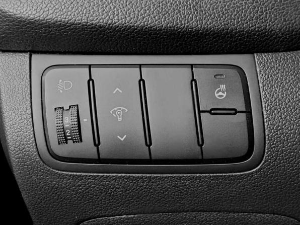Kia Ceed II Рестайлинг с пробегом 2015 года, цена 1 020 000 рублей, 259255 км, хэтчбек, Автокод Объявления