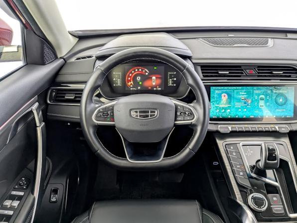 Geely Atlas Pro с пробегом 2023 года, цена 1 950 000 рублей, 67161 км, внедорожник, Автокод Объявления
