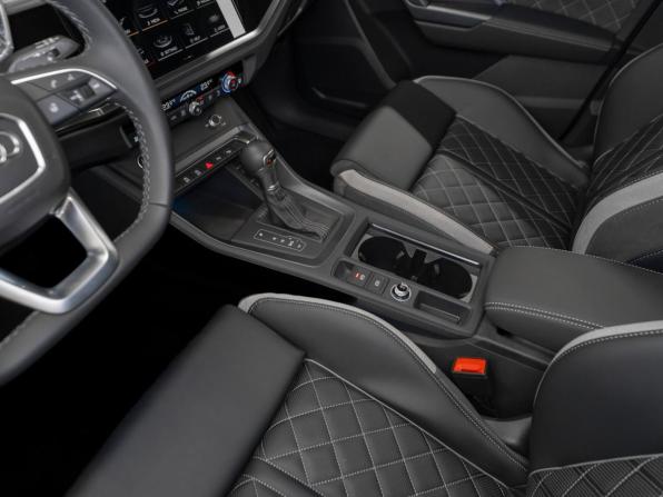 Audi Q3 II (F3) с пробегом 2026 года, цена 3 940 000 рублей, 50 км, внедорожник, Автокод Объявления