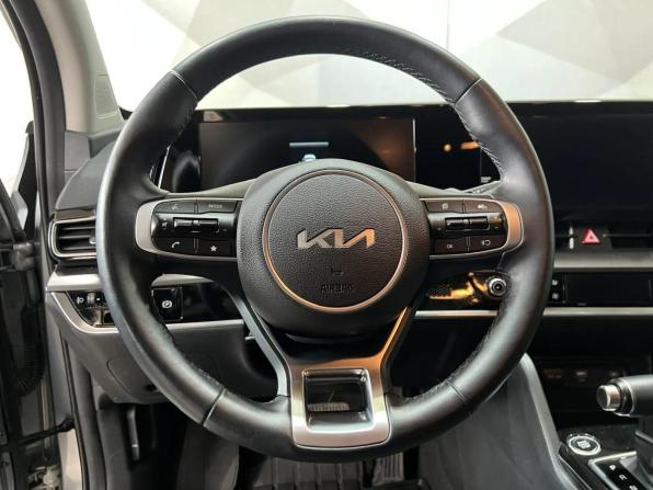 Kia Sportage V с пробегом 2023 года, цена 3 530 000 рублей, 14763 км, внедорожник, Автокод Объявления