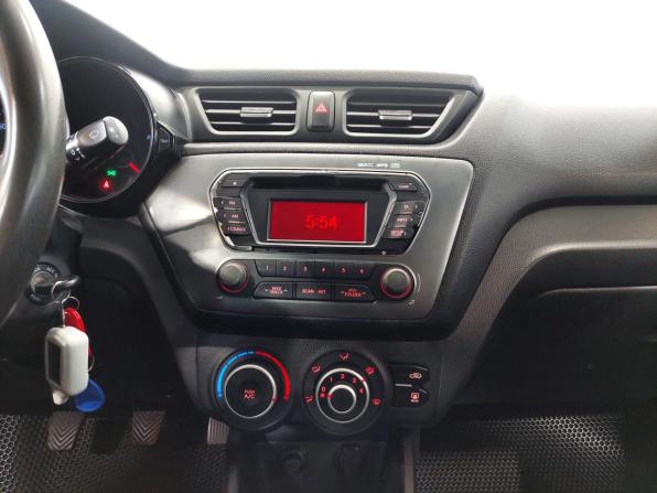 Kia Rio III с пробегом 2012 года, цена 570 000 рублей, 206000 км, седан, Автокод Объявления