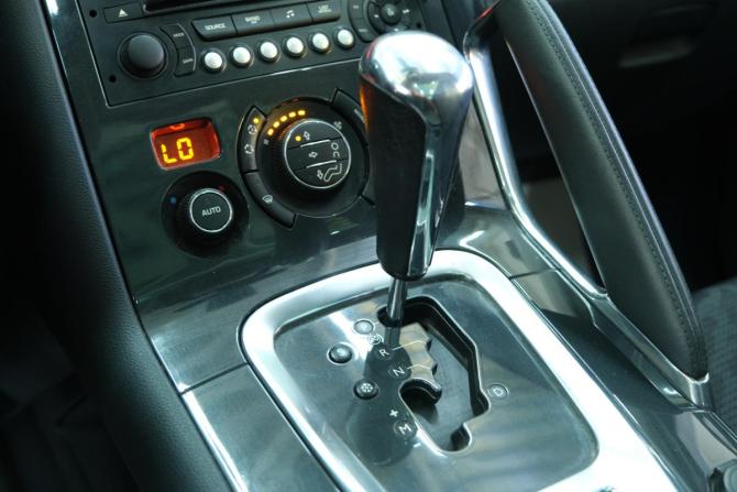 Peugeot 3008 I с пробегом 2012 года, цена 979 000 рублей, 118000 км, внедорожник, Автокод Объявления