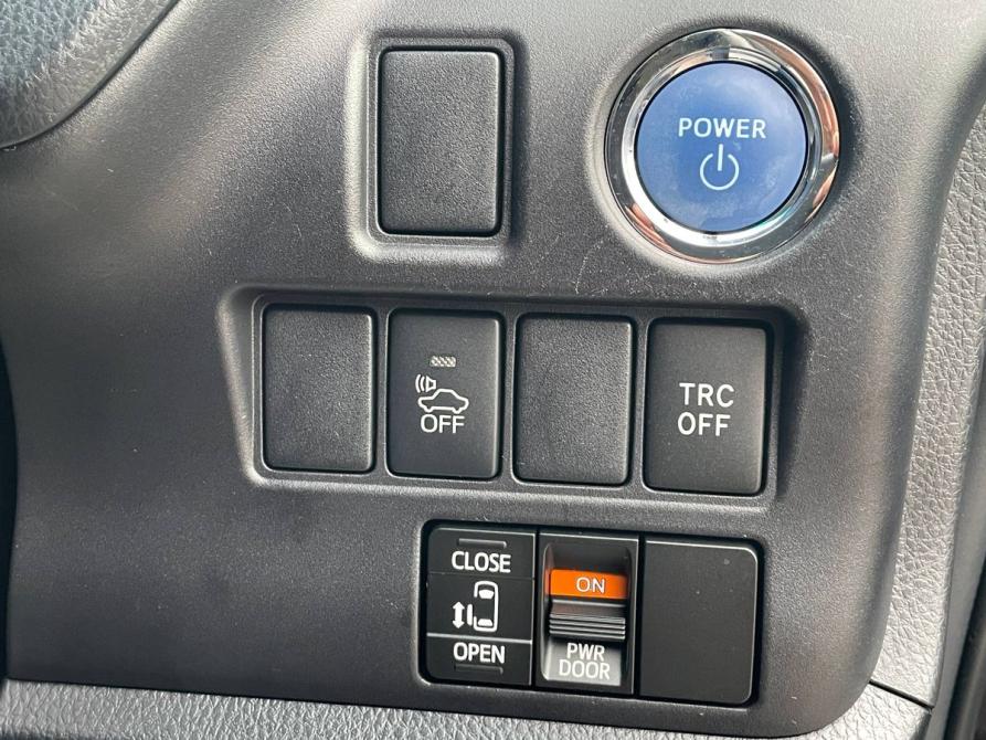 Toyota Esquire I Стерлитамак  - изображение 14
