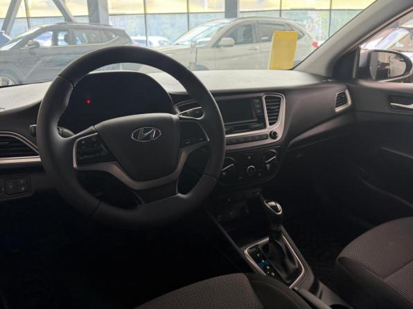 Hyundai Solaris II с пробегом 2019 года, цена 1 370 000 рублей, 115870 км, седан, Автокод Объявления