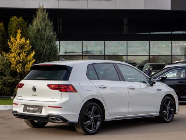 Volkswagen Golf VIII с пробегом 2020 года, цена 2 698 000 рублей, 51396 км, хэтчбек, Автокод Объявления
