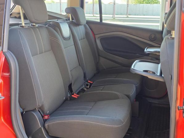 Ford C-MAX II с пробегом 2010 года, цена 909 900 рублей, 153000 км, минивэн, Автокод Объявления