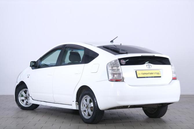 Toyota Prius II Рестайлинг (XW20) с пробегом 2008 года, цена 499 000 рублей, 560000 км, хэтчбек, Автокод Объявления