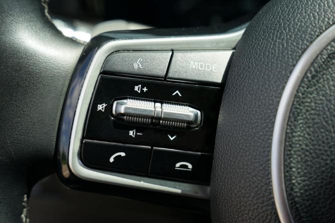 Kia Sorento IV с пробегом 2021 года, цена 4 300 000 рублей, 105000 км, внедорожник, Автокод Объявления