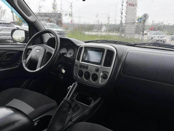 Ford Maverick III с пробегом 2006 года, цена 399 000 рублей, 180198 км, внедорожник, Автокод Объявления