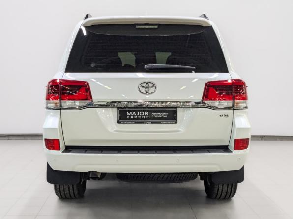 Toyota Land Cruiser 200 Series Рестайлинг 2 с пробегом 2017 года, цена 8 300 000 рублей, 29784 км, внедорожник, Автокод Объявления