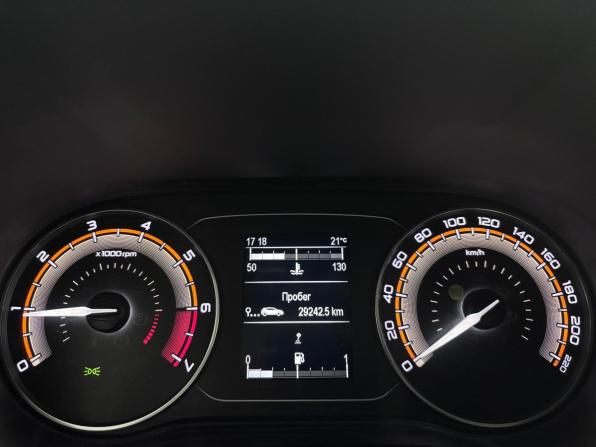 Lada (ВАЗ) Vesta I Рестайлинг (NG) с пробегом 2023 года, цена 1 175 000 рублей, 44835 км, седан, Автокод Объявления