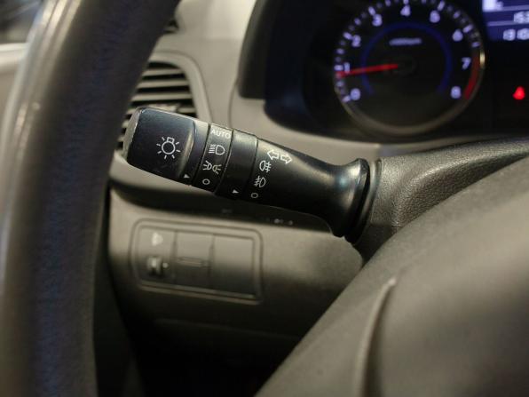 Hyundai Solaris I Рестайлинг с пробегом 2015 года, цена 1 040 000 рублей, 131024 км, седан, Автокод Объявления