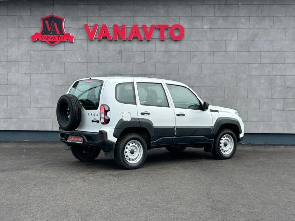 Lada (ВАЗ) Niva Travel I с пробегом 2024 года, цена 1 150 000 рублей, 6000 км, внедорожник, Автокод Объявления