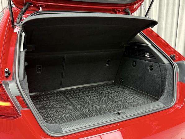 Audi A3 III (8V) с пробегом 2013 года, цена 1 899 000 рублей, 154944 км, хэтчбек, Автокод Объявления