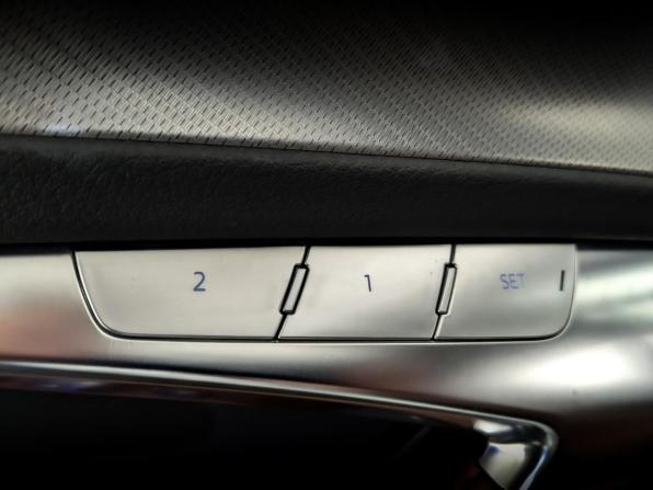 Audi A6 V (C8) с пробегом 2021 года, цена 4 120 000 рублей, 59943 км, седан, Автокод Объявления