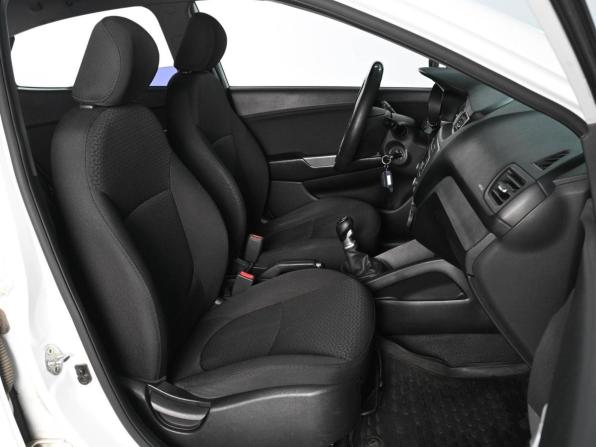 Kia Rio III с пробегом 2015 года, цена 1 059 000 рублей, 190107 км, седан, Автокод Объявления