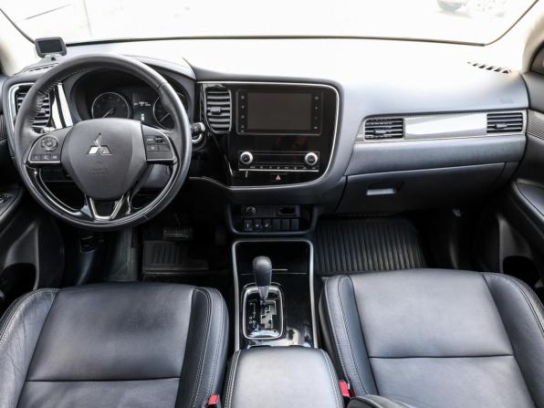 Mitsubishi Outlander III Рестайлинг 3 с пробегом 2020 года, цена 2 249 000 рублей, 120650 км, внедорожник, Автокод Объявления