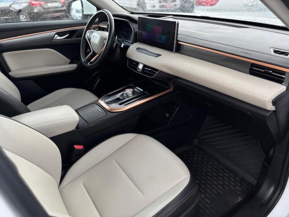 Haval Jolion I с пробегом 2022 года, цена 1 820 000 рублей, 60115 км, внедорожник, Автокод Объявления