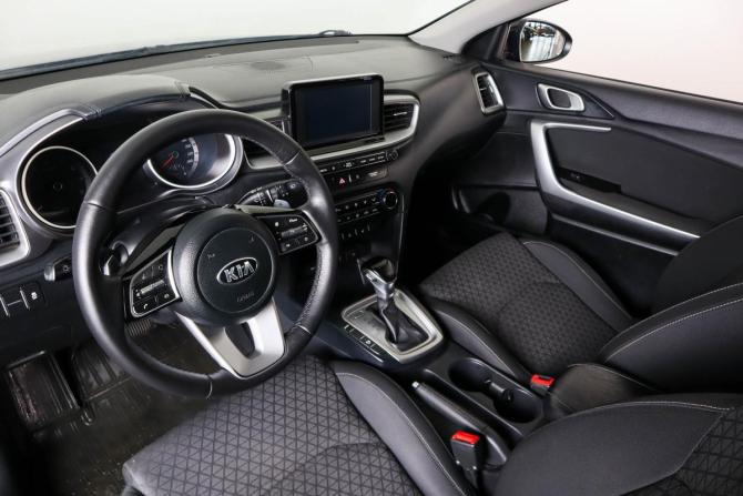 Kia Ceed III с пробегом 2019 года, цена 1 649 000 рублей, 185350 км, универсал, Автокод Объявления